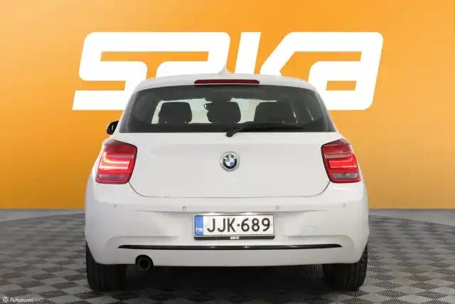 Valkoinen Viistoperä, BMW 120 – JJK-689