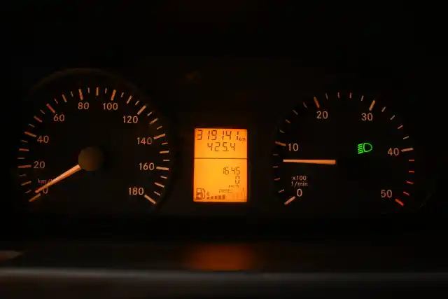 Hopea Kuorma-auto, Mercedes-Benz Sprinter – JJL-190