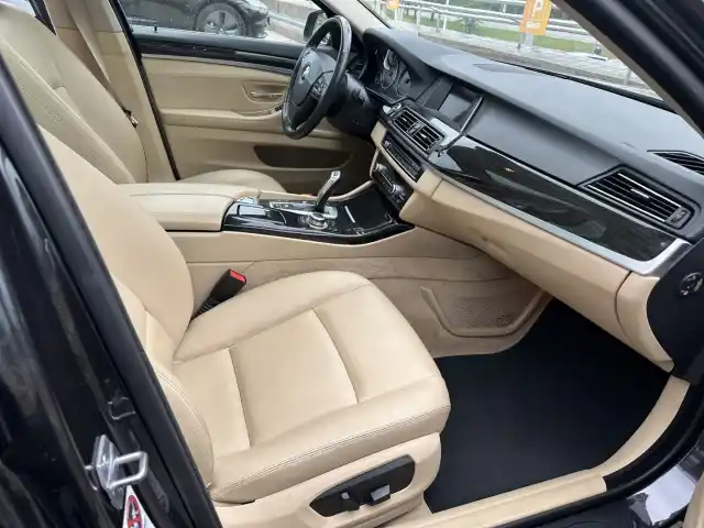 Harmaa Farmari, BMW 528 – JJM-547