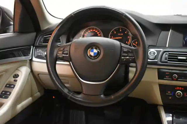 Ruskea (beige) Sedan, BMW 518 – JJM-556