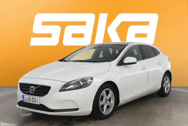 Valkoinen Viistoperä, Volvo V40 – JJO-301