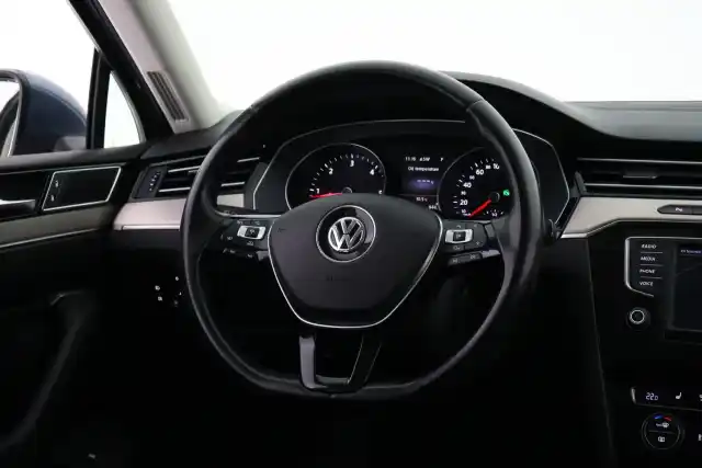 Sininen Farmari, Volkswagen Passat – JJP-162