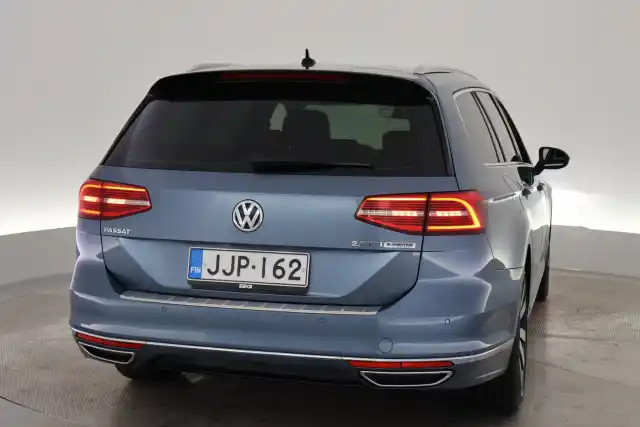 Sininen Farmari, Volkswagen Passat – JJP-162