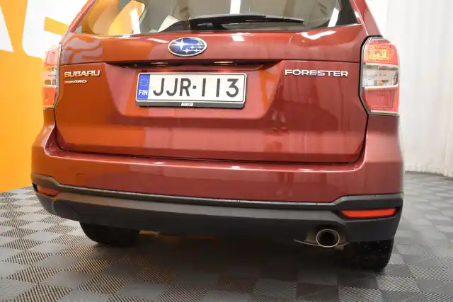 Punainen Farmari, Subaru Forester – JJR-113