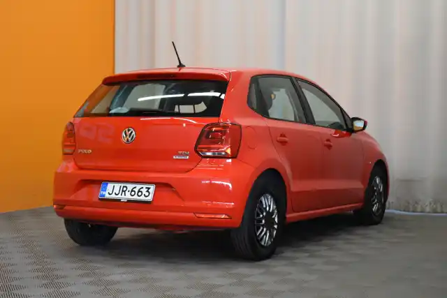 Punainen Viistoperä, Volkswagen Polo – JJR-663