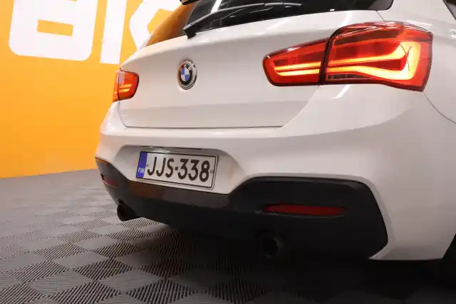 Valkoinen Viistoperä, BMW M135I – JJS-338