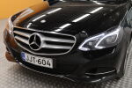 Musta Sedan, Mercedes-Benz E – JJT-604, kuva 26
