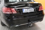 Musta Sedan, Mercedes-Benz E – JJT-604, kuva 27