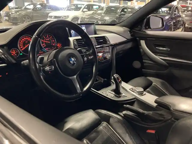 Musta Sedan, BMW 420 – JJT-643