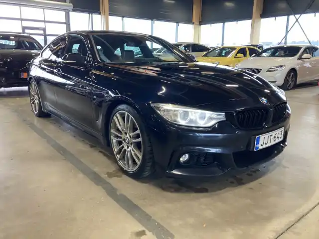Musta Sedan, BMW 420 – JJT-643