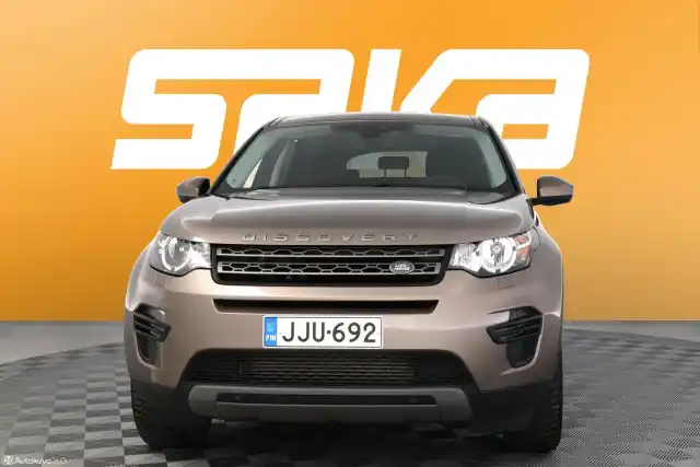 Harmaa Maastoauto, Land Rover Discovery Sport – JJU-692