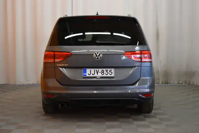 Harmaa Tila-auto, Volkswagen Touran – JJV-835