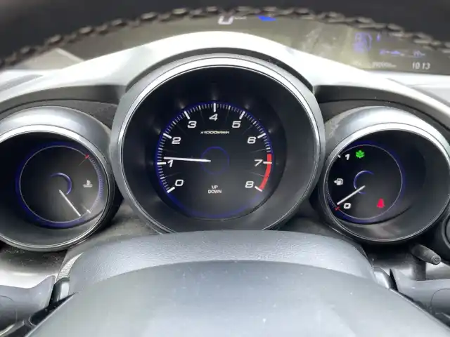 Harmaa Viistoperä, Honda Civic – JJX-812