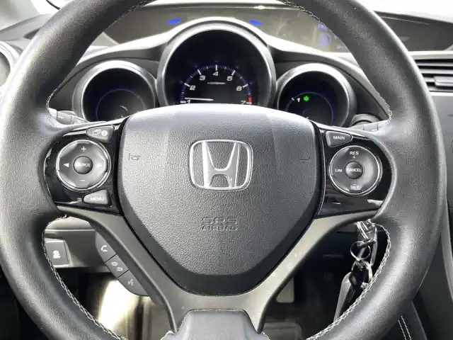 Harmaa Viistoperä, Honda Civic – JJX-812
