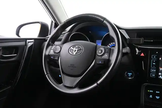Valkoinen Viistoperä, Toyota Auris – JJZ-470