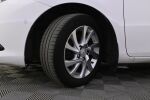 Valkoinen Viistoperä, Toyota Auris – JJZ-470, kuva 26