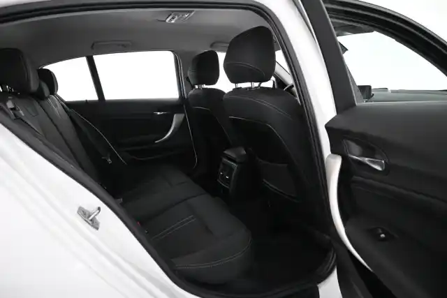 Valkoinen Viistoperä, BMW 118 – JJZ-616