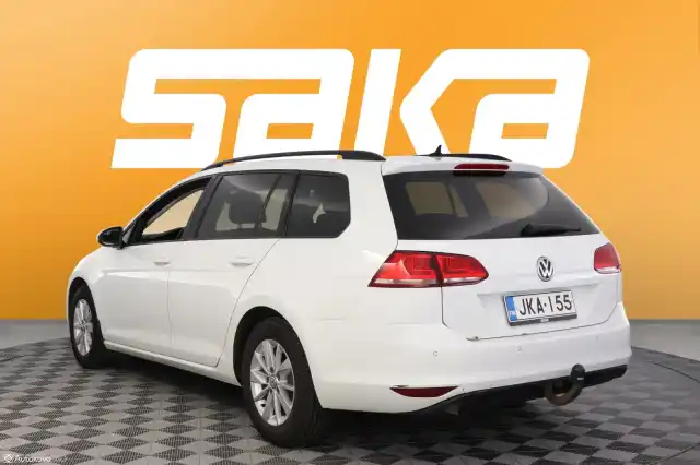 Valkoinen Farmari, Volkswagen Golf – JKA-155