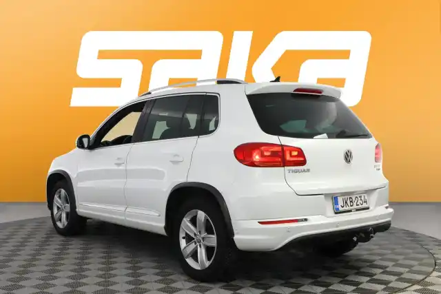 Valkoinen Maastoauto, Volkswagen Tiguan – JKB-234