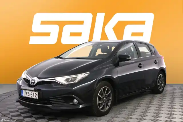 Harmaa Viistoperä, Toyota Auris – JKB-612