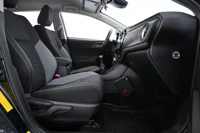 Harmaa Viistoperä, Toyota Auris – JKB-612
