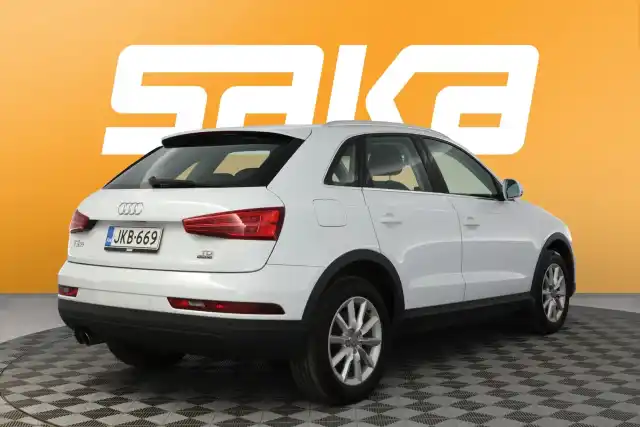 Valkoinen Maastoauto, Audi Q3 – JKB-669