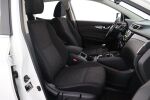 Valkoinen Maastoauto, Nissan Qashqai – JKC-249, kuva 13