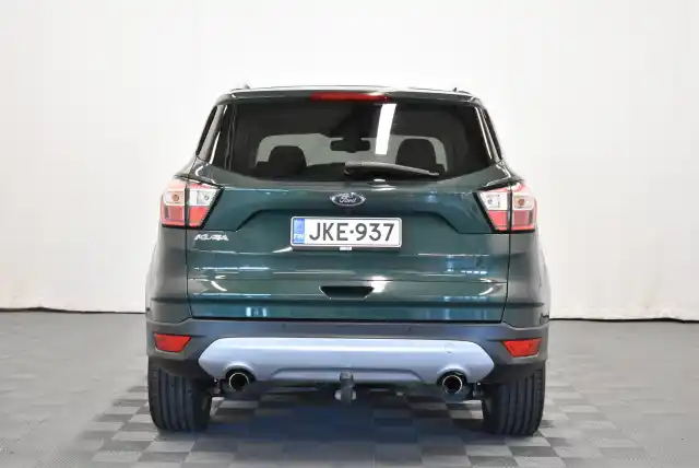 Vihreä Maastoauto, Ford Kuga – JKE-937