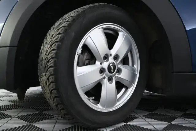 Sininen Viistoperä, MINI ONE – JKF-452