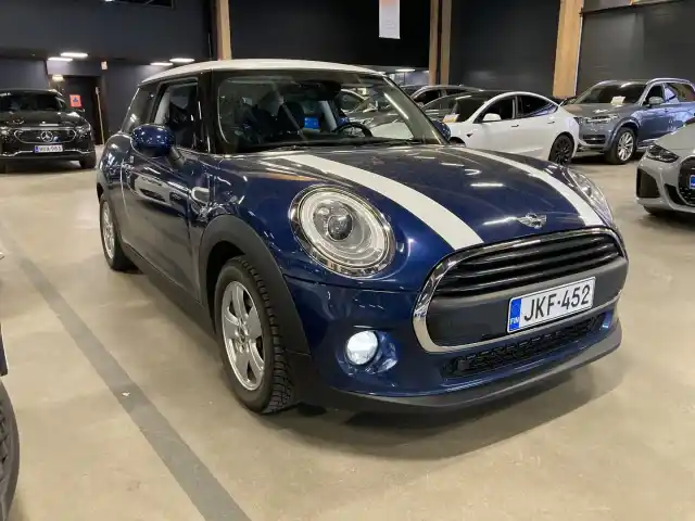 Sininen Viistoperä, MINI ONE – JKF-452