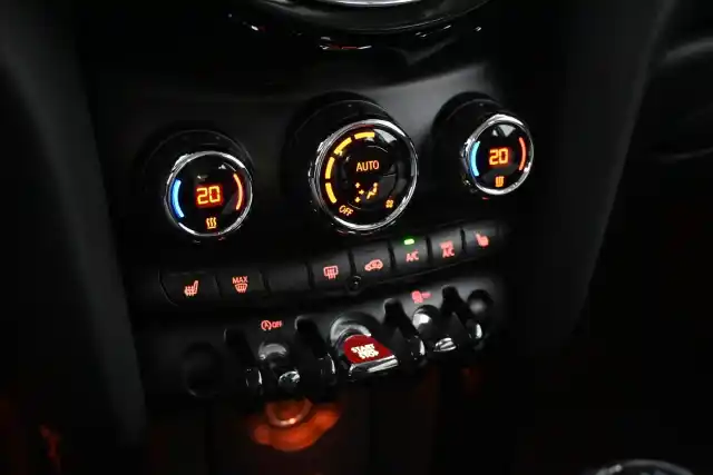 Sininen Viistoperä, MINI ONE – JKF-452