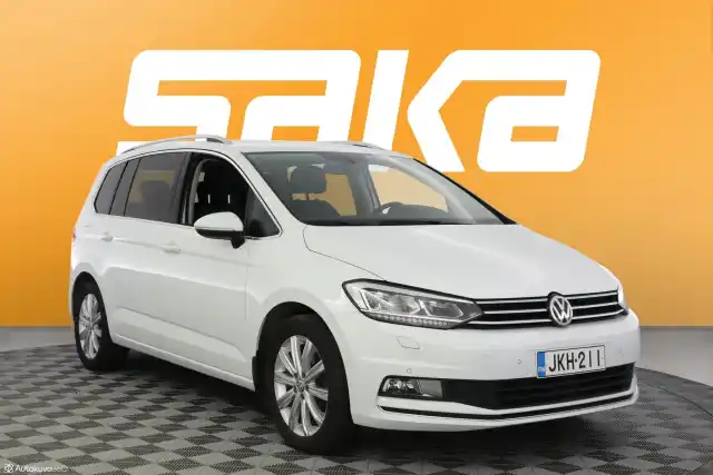 Valkoinen Tila-auto, Volkswagen Touran – JKH-211