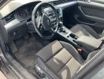 Harmaa Farmari, Volkswagen Passat – JKJ-207, kuva 3