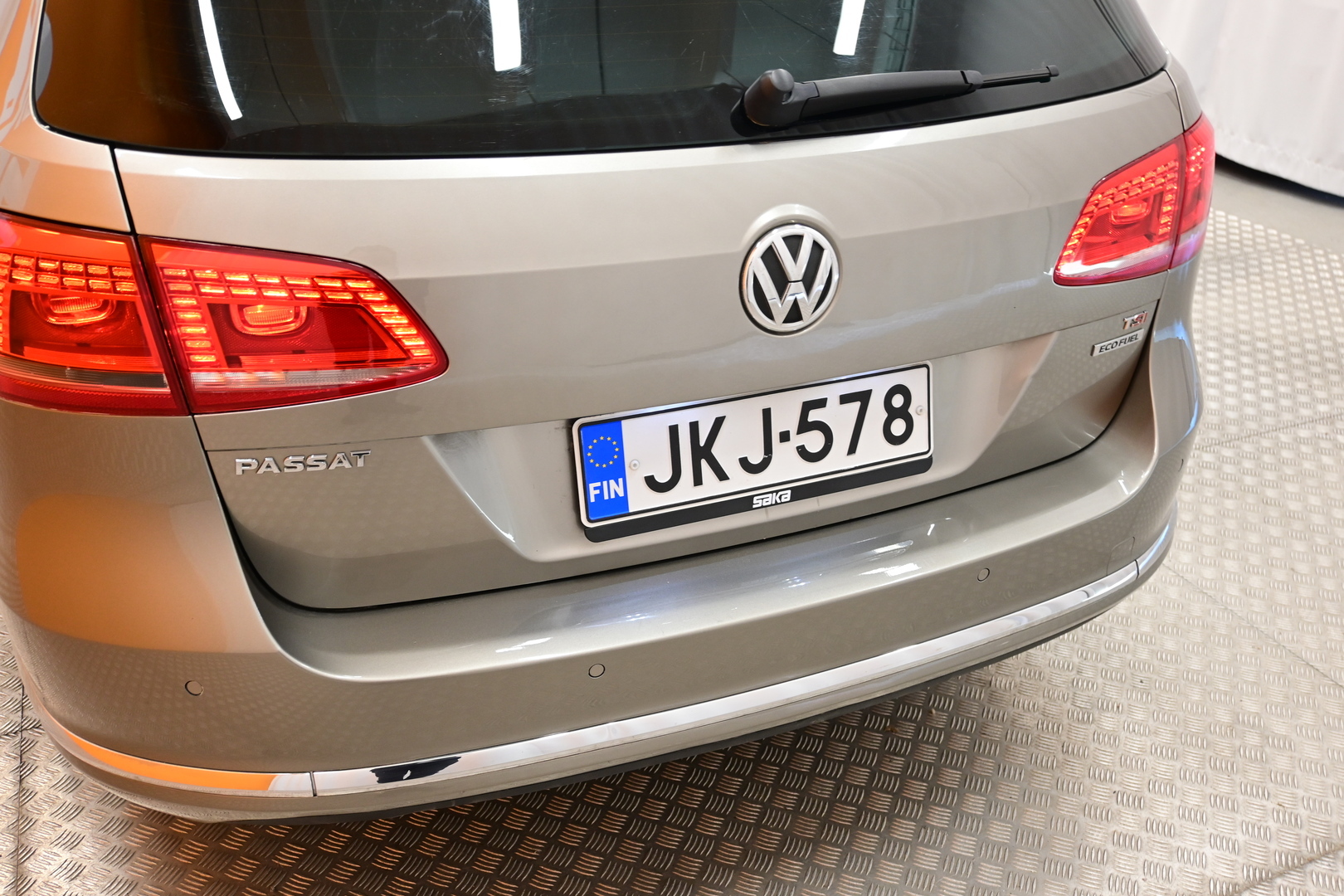Ruskea Farmari, Volkswagen Passat – JKJ-578