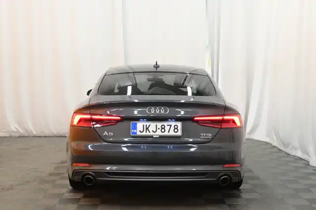 Harmaa Viistoperä, Audi A5 – JKJ-878