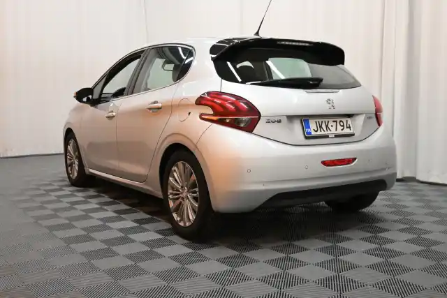 Harmaa Viistoperä, Peugeot 208 – JKK-794