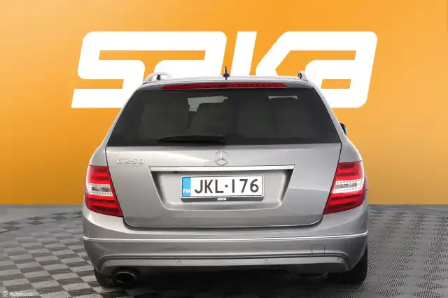 Harmaa Farmari, Mercedes-Benz C – JKL-176