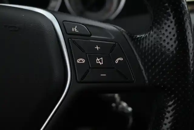 Harmaa Farmari, Mercedes-Benz C – JKL-176