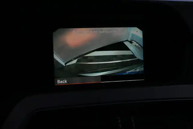 Harmaa Farmari, Mercedes-Benz C – JKL-176