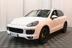 Valkoinen Farmari, Porsche Cayenne – JKM-114, kuva 4