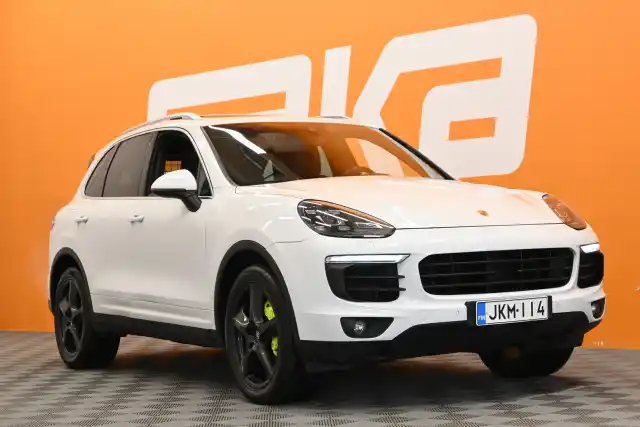 Valkoinen Farmari, Porsche Cayenne – JKM-114