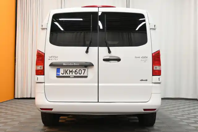 Valkoinen Pakettiauto, Mercedes-Benz Vito – JKM-607