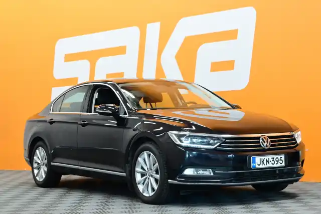 Musta Sedan, Volkswagen Passat – JKN-395