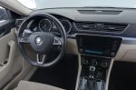Harmaa Farmari, Skoda Superb – JKN-547, kuva 10