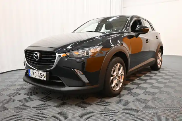 Musta Maastoauto, Mazda CX-3 – JKO-456