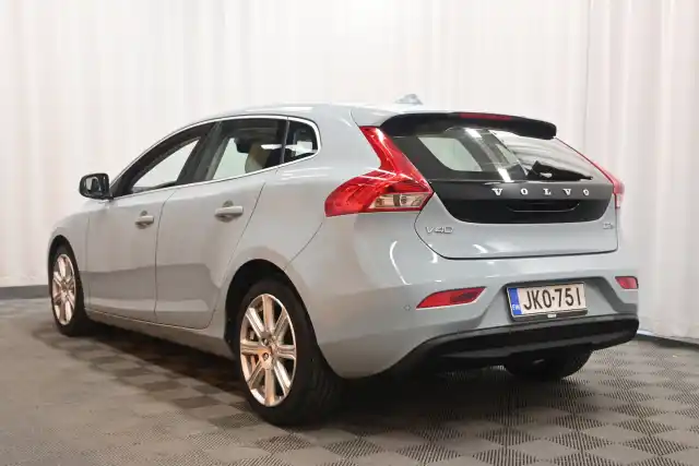 Sininen Viistoperä, Volvo V40 – JKO-751