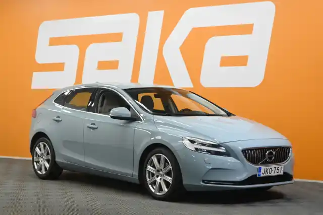 Sininen Viistoperä, Volvo V40 – JKO-751