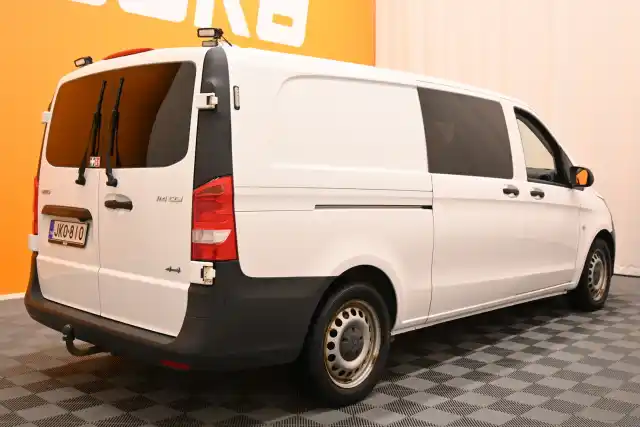 Valkoinen Pakettiauto, Mercedes-Benz Vito – JKO-810