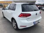 Valkoinen Viistoperä, Volkswagen Golf – JKP-558, kuva 2