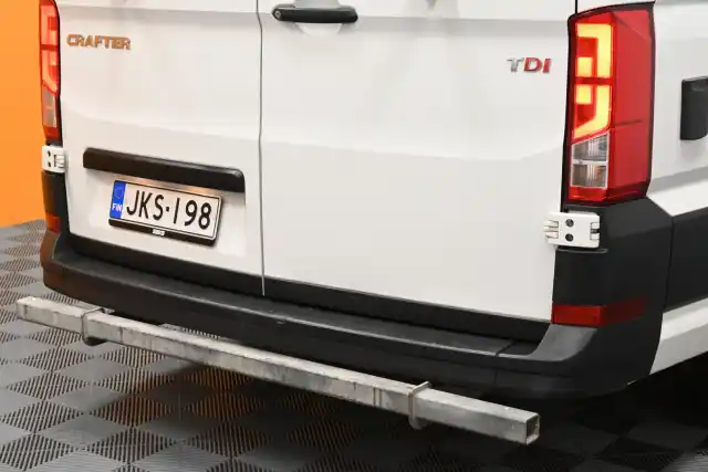 Valkoinen Pakettiauto, Volkswagen Crafter – JKS-198